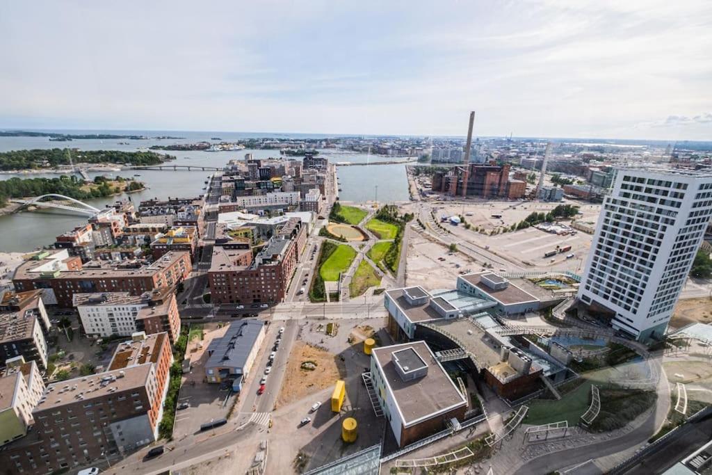 21st Floor Oceanfront Luxury - Gym Apartment Helsinki