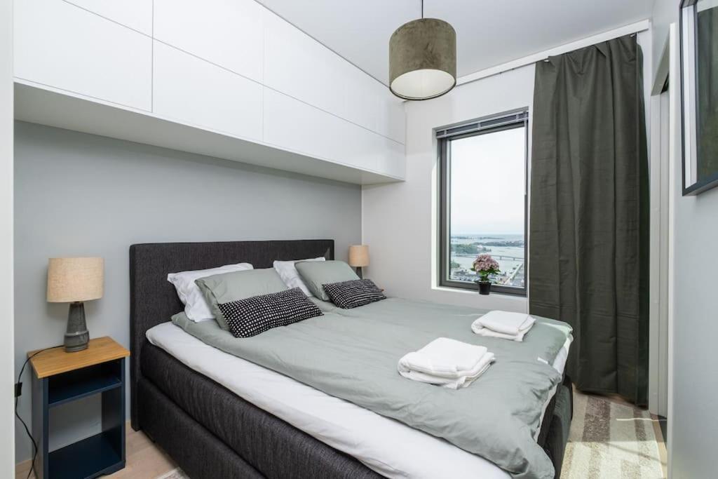 21st Floor Oceanfront Luxury - Gym Apartment Helsinki